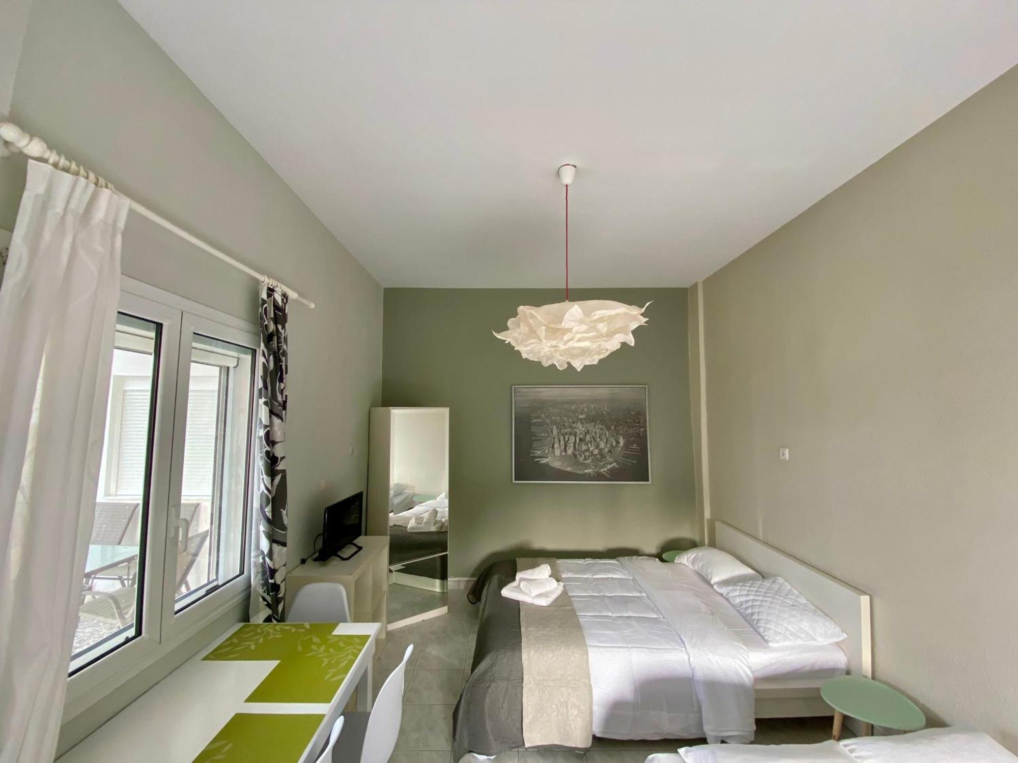 Venice Studios & Apartments 스타브로스 외부 사진