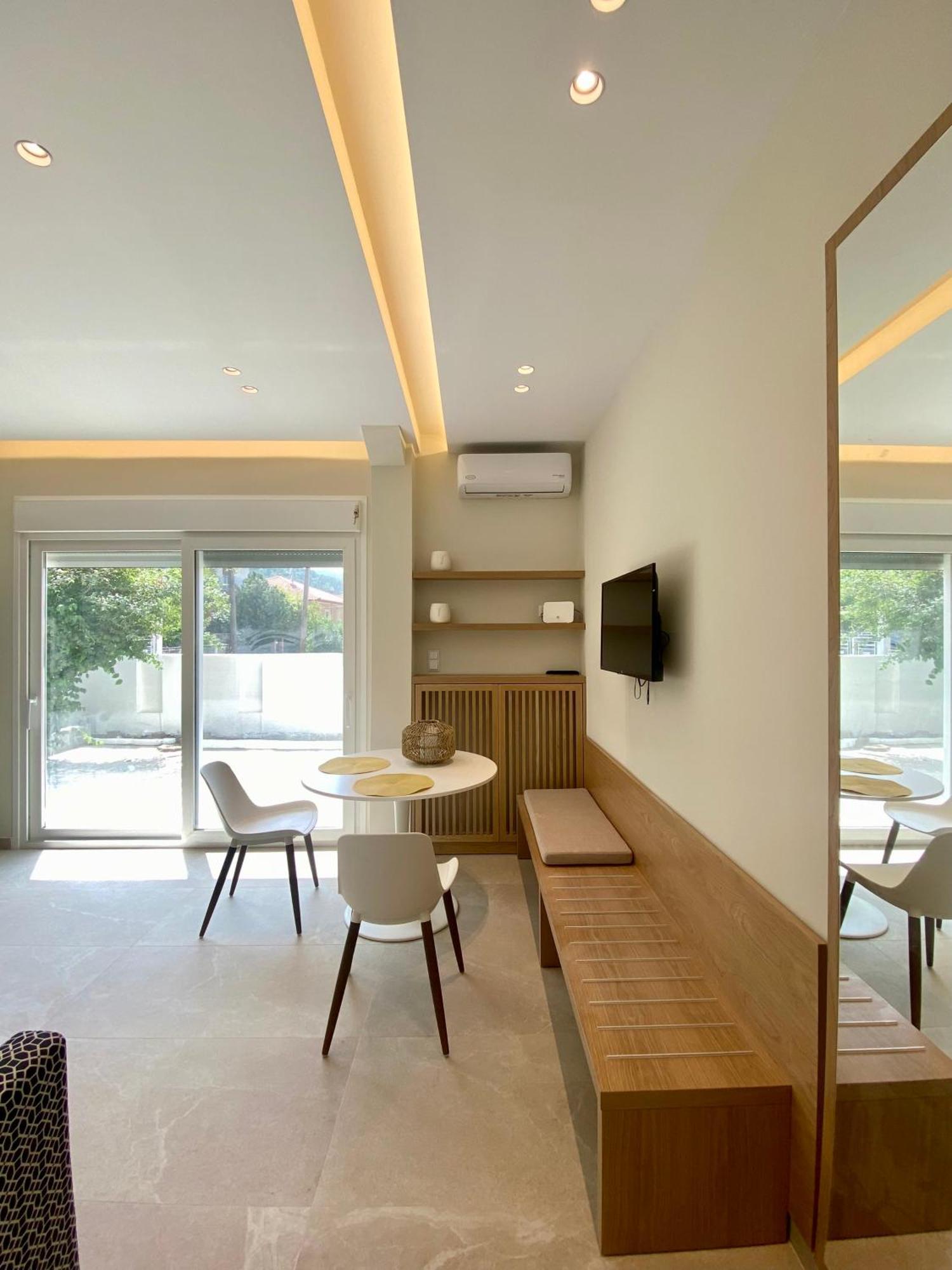 Venice Studios & Apartments 스타브로스 외부 사진